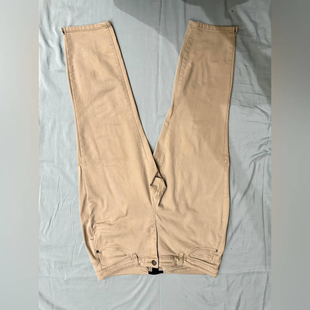 Light brown jeans for Lane Bryant size 20. They are ankle length